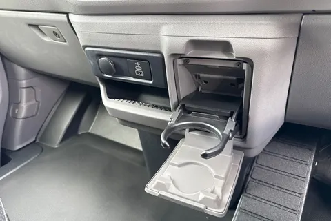 DG75CWF Volkswagen Transporter T32 Panel Van Commerce Pro SWB 136 PS 65KWh Electric -  Delivery Miles Thumbnail #23