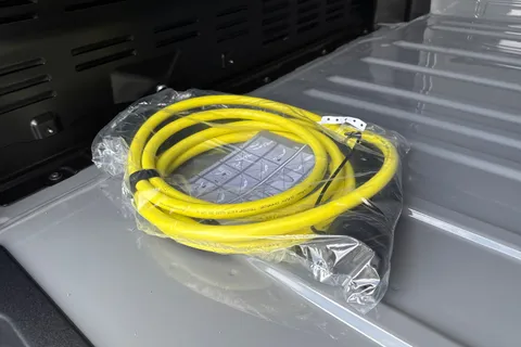 DG75CWF Volkswagen Transporter T32 Panel Van Commerce Pro SWB 136 PS 65KWh Electric -  Delivery Miles Thumbnail #26