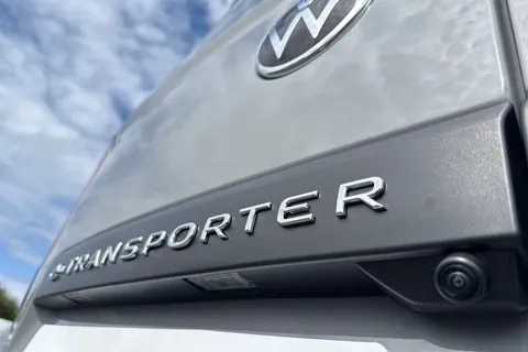 DG75CWF Volkswagen Transporter T32 Panel Van Commerce Pro SWB 136 PS 65KWh Electric -  Delivery Miles Thumbnail #32