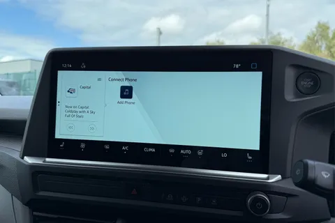 DG75CWF Volkswagen Transporter T32 Panel Van Commerce Pro SWB 136 PS 65KWh Electric -  Delivery Miles Thumbnail #50