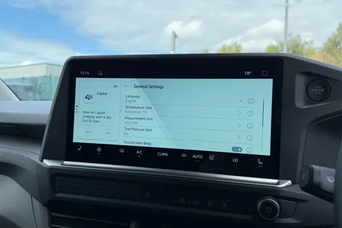 DG75CWF Volkswagen Transporter T32 Panel Van Commerce Pro SWB 136 PS 65KWh Electric -  Delivery Miles Thumbnail #55