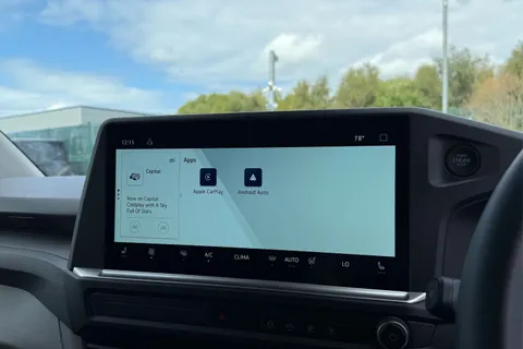 DG75CWF Volkswagen Transporter T32 Panel Van Commerce Pro SWB 136 PS 65KWh Electric -  Delivery Miles Thumbnail #59