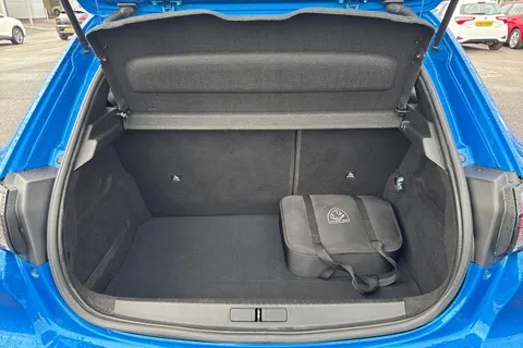 MD22YDB PEUGEOT e-208 50kWh Allure Premium Auto 5dr (7kW Charger) Thumbnail #7