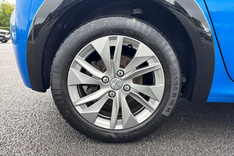 MD22YDB PEUGEOT e-208 50kWh Allure Premium Auto 5dr (7kW Charger) Thumbnail #11