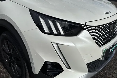 FY72NRO PEUGEOT e-2008 50kWh GT Premium Auto 5dr (7kW Charger) Thumbnail #9