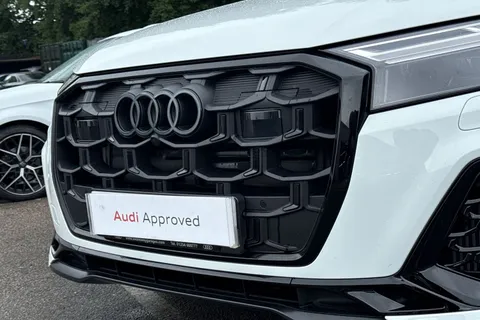 27 of 49 for AUDI Q7 55 TFSI Quattro Black Edition 5dr Tiptronic