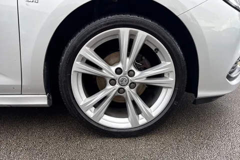 DX18POH Vauxhall Astra 1.4i Turbo SRi VX Line Euro 6 5dr Thumbnail #7