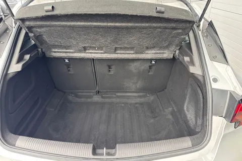 DX18POH Vauxhall Astra 1.4i Turbo SRi VX Line Euro 6 5dr Thumbnail #10