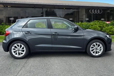 PJ25YBP Audi A1 1.0 TFSI 25 Sport Sportback Euro 6 (s/s) 5dr Thumbnail #4