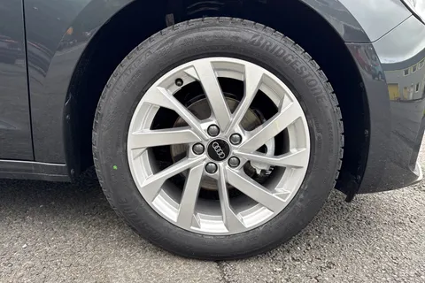 PJ25YBP Audi A1 1.0 TFSI 25 Sport Sportback Euro 6 (s/s) 5dr Thumbnail #10