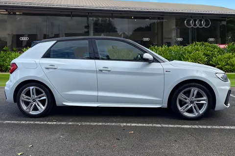 PX21RJJ Audi A1 S line 35 TFSI 150 PS S tronic Thumbnail #4