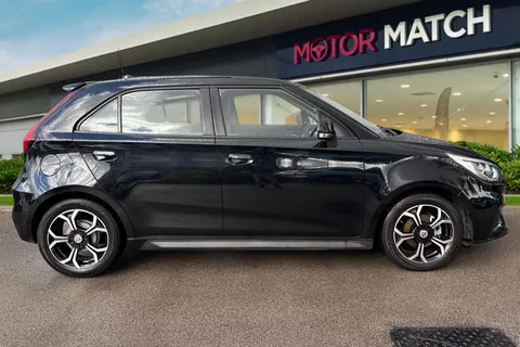 WU71PWN MG Mg3 1.5 VTi-TECH Exclusive Nav Euro 6 (s/s) 5dr Thumbnail #4