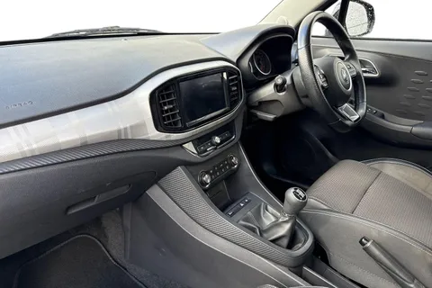 WU71PWN MG Mg3 1.5 VTi-TECH Exclusive Nav Euro 6 (s/s) 5dr Thumbnail #9