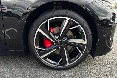 DL25WUP Audi A6 E-Tron Avant 100kWh Performance Edition 1 Auto 5dr Thumbnail #10