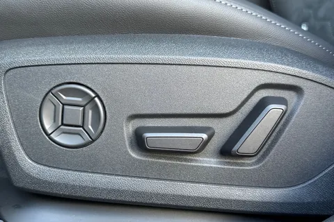 DL25WUP Audi A6 E-Tron Avant 100kWh Performance Edition 1 Auto 5dr Thumbnail #43