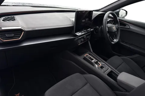 KM25FHG CUPRA Formentor 1.5 eTSI V2 SUV 5dr Petrol Hybrid DSG Euro 6 (s/s) (150 ps) Thumbnail #9