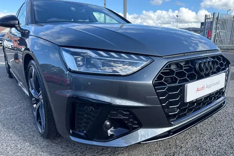 DG74ZJE Audi A4 Avant Avant Black Edition 35 TDI 163 PS S tronic Thumbnail #9