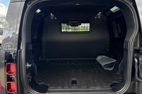 DY75BOJ Land Rover Defender 90 D250 Hard Top X-Dynamic SE 3dr Thumbnail #11