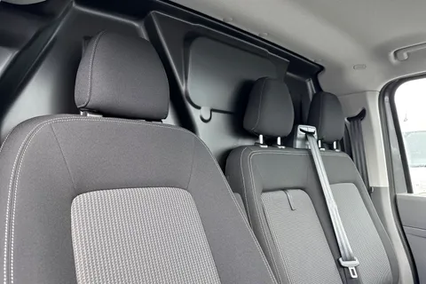 23 of 45 for Volkswagen E-Transporter T32 65kWh Commerce Plus Panel Van 5dr Electric Auto RWD SWB (136 ps)