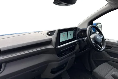 14 of 45 for Volkswagen E-Transporter T32 65kWh Commerce Plus Panel Van 5dr Electric Auto RWD SWB (136 ps)