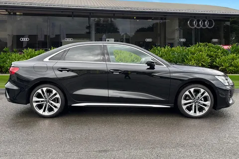 DG74YRD Audi A3 S line 35 TFSI 150 PS S tronic Thumbnail #4