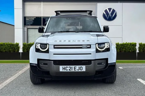 HC21EJO Land Rover Defender 110 3.0 D300 MHEV X-Dynamic HSE Auto 4WD Euro 6 (s/s) 5dr Thumbnail #6