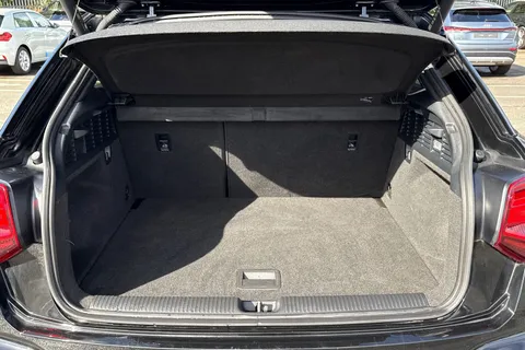 PK22ZGE Audi Q2 Black Edition 35 TFSI 150 PS 6-speed Thumbnail #7