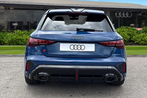 Audi RS 3 2.5 TFSI Carbon Black Sportback S Tronic quattro Euro 6 (s/s) 5dr Thumbnail #5