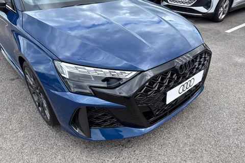 Audi RS 3 2.5 TFSI Carbon Black Sportback S Tronic quattro Euro 6 (s/s) 5dr Thumbnail #9