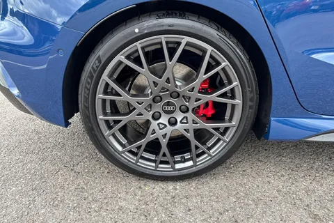 Audi RS 3 2.5 TFSI Carbon Black Sportback S Tronic quattro Euro 6 (s/s) 5dr Thumbnail #11