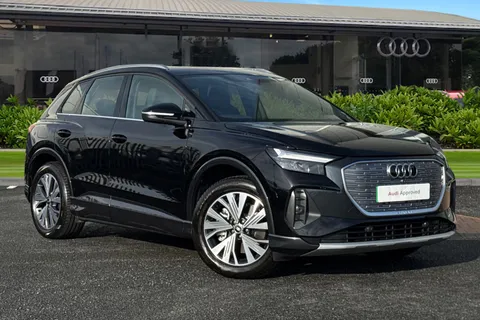 PY25CDF Audi Q4 e-tron 45 Sport Auto 5dr 82kWh Thumbnail #2