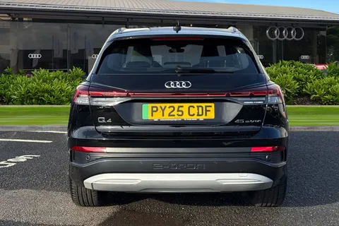 PY25CDF Audi Q4 e-tron 45 Sport Auto 5dr 82kWh Thumbnail #5