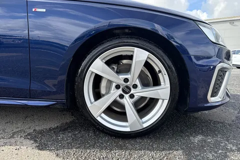 YO73HVW Audi A4 Avant Avant S line 40 TFSI  204 PS S tronic Thumbnail #10