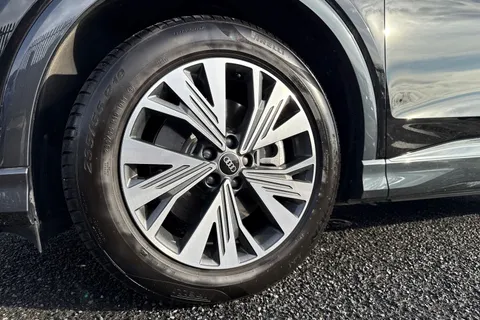 PY25CDF Audi Q4 e-tron 45 Sport Auto 5dr 82kWh Thumbnail #10