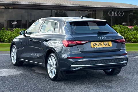 KW25NVL Audi A3 Sport 40 TFSI e 204 PS S tronic Thumbnail #3