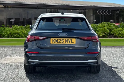 KW25NVL Audi A3 Sport 40 TFSI e 204 PS S tronic Thumbnail #5