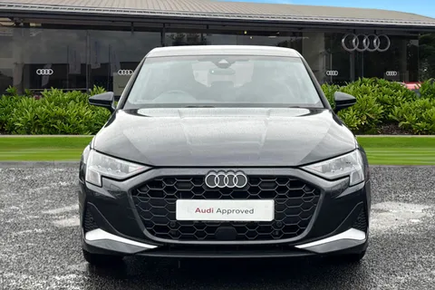 KW25NVL Audi A3 Sport 40 TFSI e 204 PS S tronic Thumbnail #6