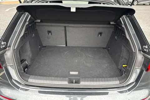 KW25NVL Audi A3 Sport 40 TFSI e 204 PS S tronic Thumbnail #7