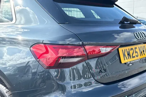 KW25NVL Audi A3 Sport 40 TFSI e 204 PS S tronic Thumbnail #8