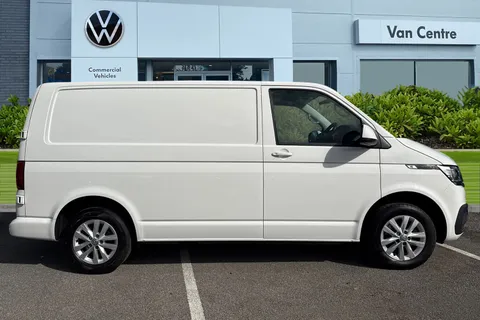 DA24HKT Volkswagen Transporter 2.0 TDI 110 Highline Van Thumbnail #4
