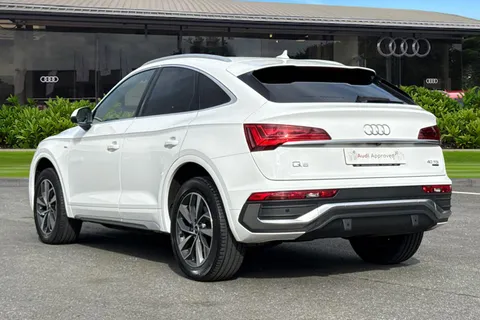 DG23CJJ Audi Q5 S line 40 TDI quattro 204 PS S tronic Thumbnail #3