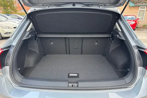 GJ74ULE Volkswagen T-Roc 1.5 TSI Life 5dr Thumbnail #7
