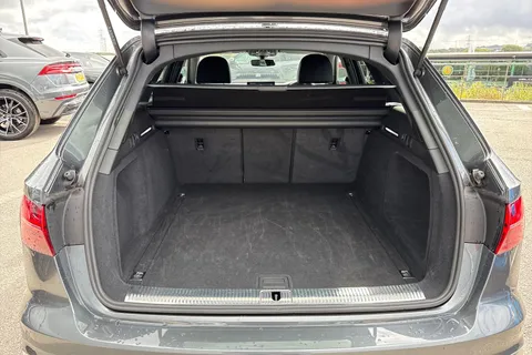 GD24JHU Audi A4 Avant Avant S line 35 TFSI 150 PS S tronic Thumbnail #10