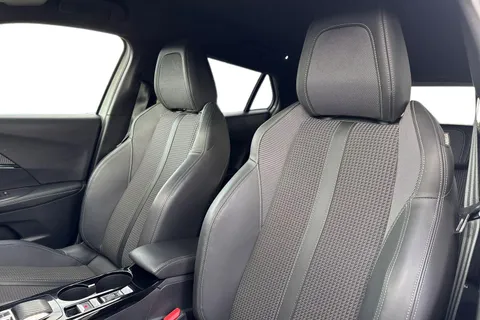 MM23EUP PEUGEOT 2008 1.2 PureTech GT EAT Euro 6 (s/s) 5dr Thumbnail #11