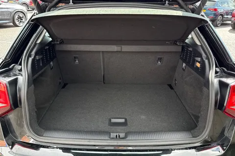 PN70GPE Audi Q2 1.0 TFSI 30 Technik Euro 6 (s/s) 5dr Thumbnail #7