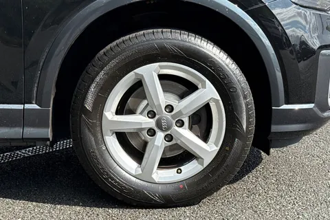 PN70GPE Audi Q2 1.0 TFSI 30 Technik Euro 6 (s/s) 5dr Thumbnail #10