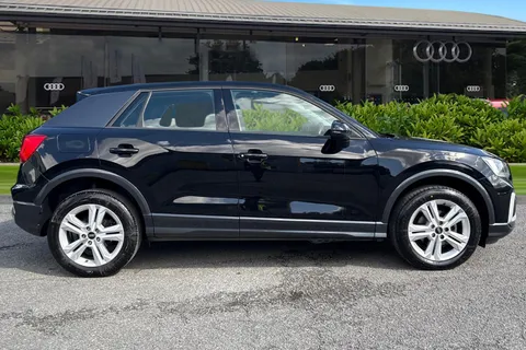 PK71WZW Audi Q2 Sport 30 TFSI  110 PS 6-speed Thumbnail #3