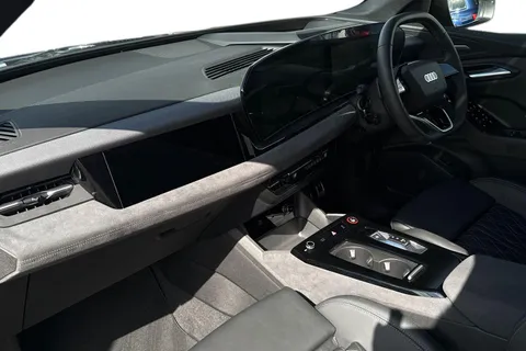 KP25YGD Audi Sq6 E-Tron SQ6 SUV Edition 1 e-tron 360,00 kW Thumbnail #9