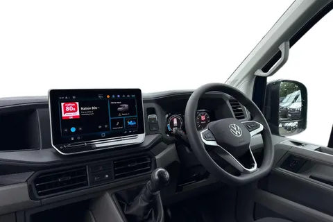 CX25LHU Volkswagen Crafter 2.0 TDI 140PS Commerce High Roof Van Thumbnail #18