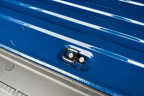 CX25LHU Volkswagen Crafter 2.0 TDI 140PS Commerce High Roof Van Thumbnail #28